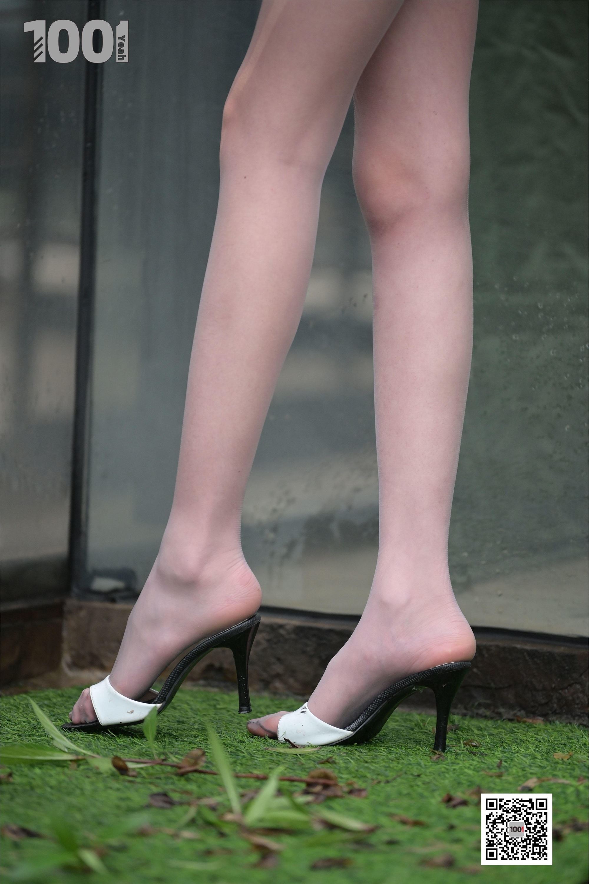 IESS异思趣向  一千零一夜《雨中漫步4》